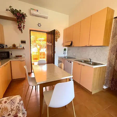 La Risacca - Fronte Mare - Seafront *