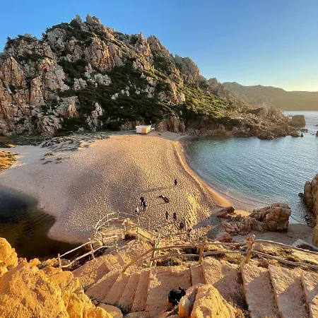 Tatil Evi La Risacca Costa Paradiso